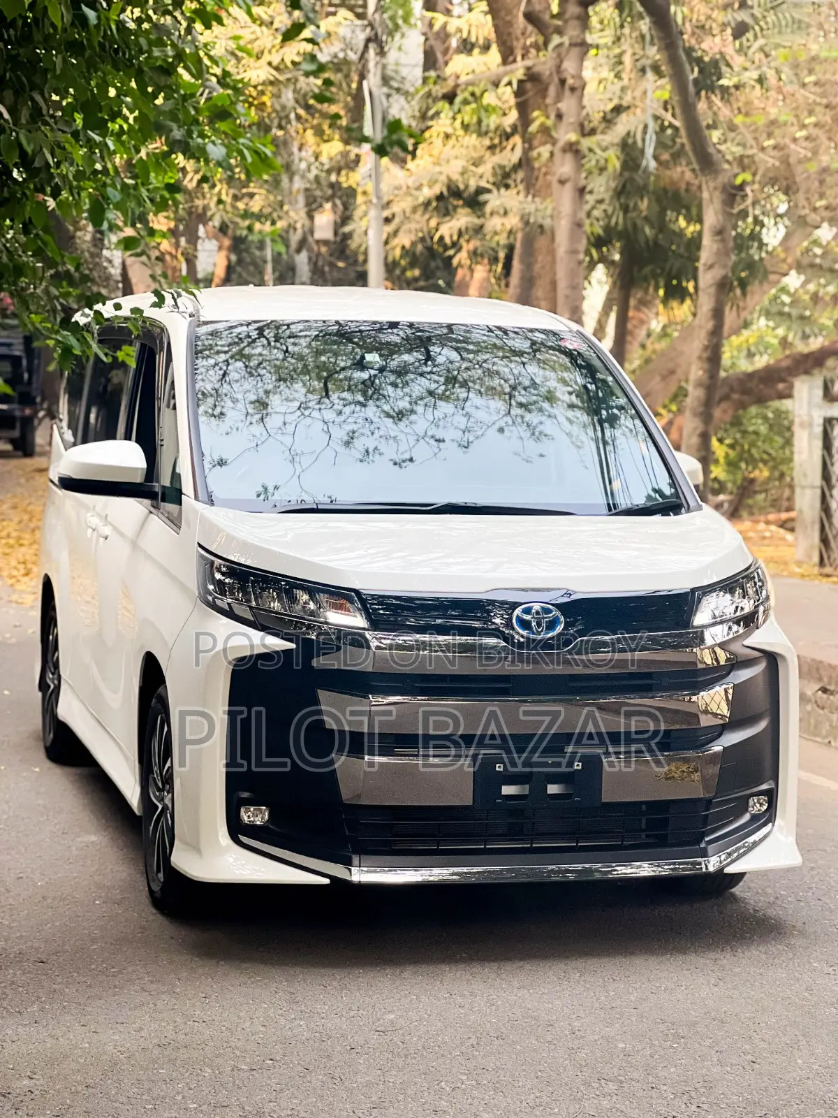 Toyota Noah S-Z Pkg 2022 Hyb