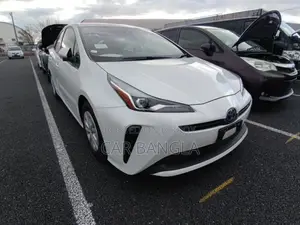 Toyota Prius S 2022