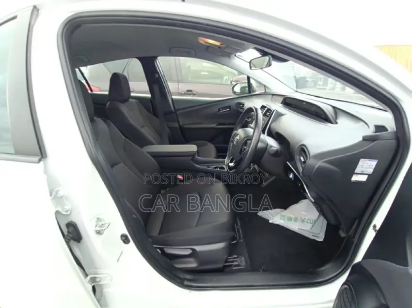 Toyota Prius S 2022