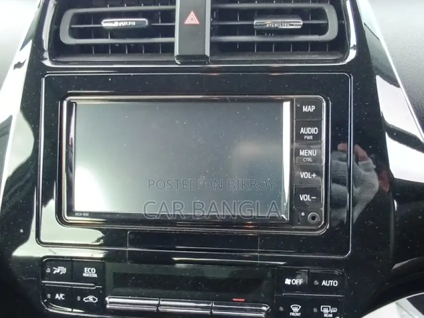Toyota Prius S 2022