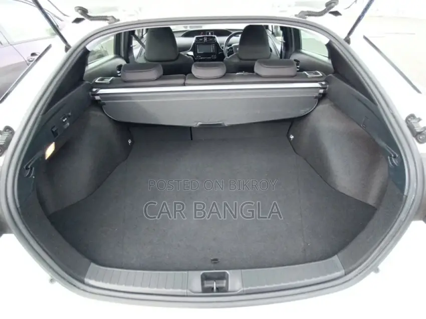 Toyota Prius S 2022