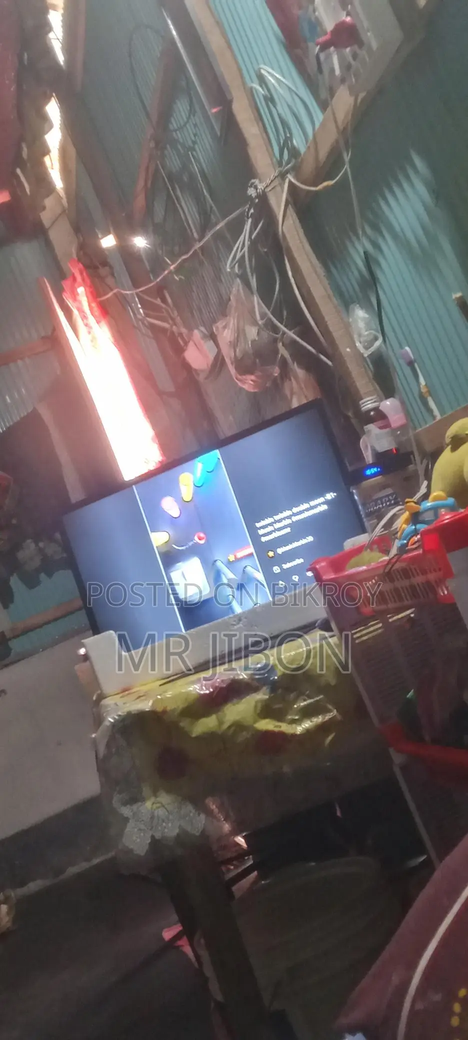 Smart TV with Card