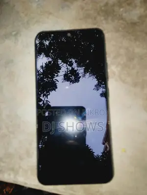 Vivo Y17 . (Used)