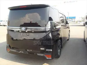 Toyota Voxy s z p a c k g e 2022