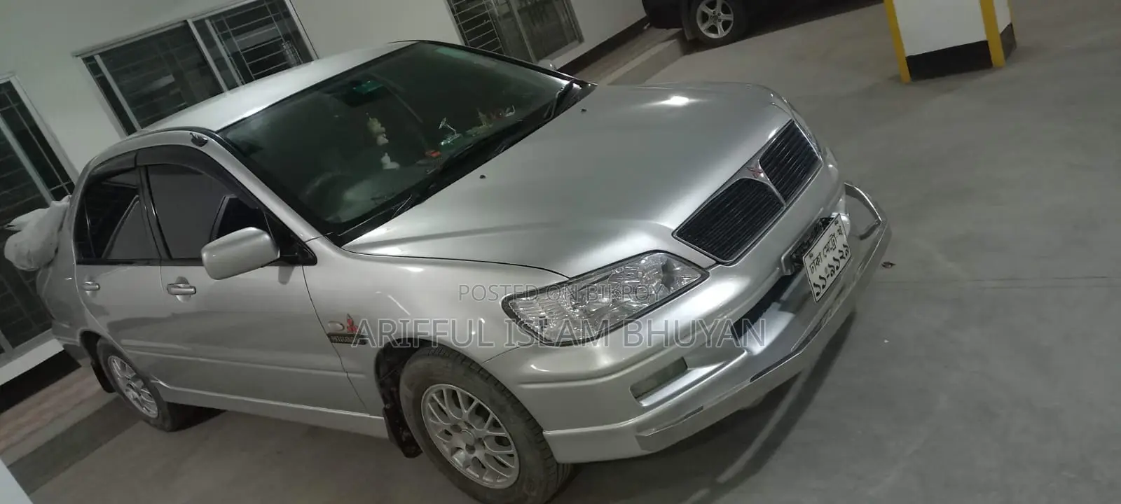 মিতসুবিশি ল্যান্সার ২০০২