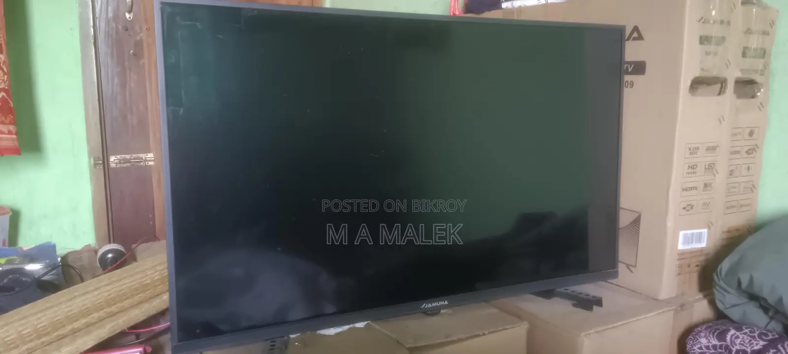 Selling some new 32-inch TVs due to business closure.