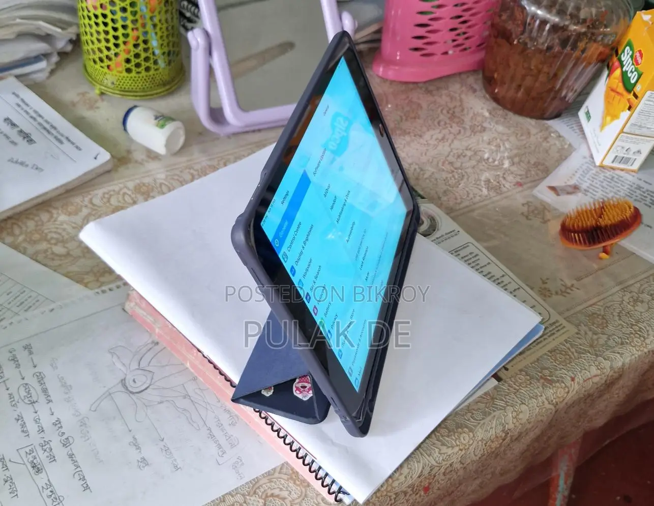 Apple iPad Air 9.7 Inches