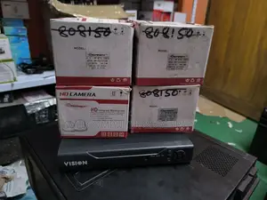 ৪টি ২এমপি ডোম মেটাল ক্যামেরা সহ ৪ চ্যানেল এক্সভিআর এবং ৫০০জিবি এইচডিডি