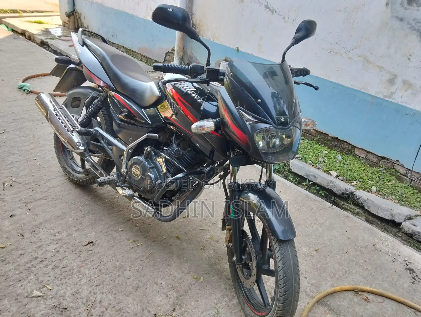 Bajaj Pulsar 150 2018