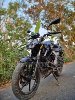TVS Apache RTR 160 4v 2023