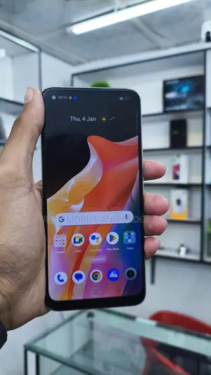 Realme 8 8/128 (Used)