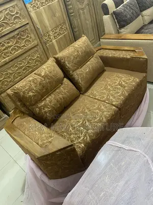 সেরা মানের মেটেরিয়ালের গদি সোফায় 36 EMI সুবিধা