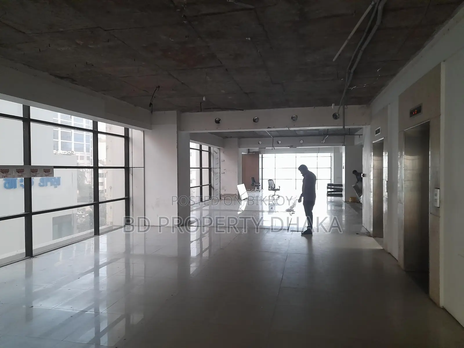 30000 Sqft Open New Building Commercial Space for Rent in Gulshan Avenue