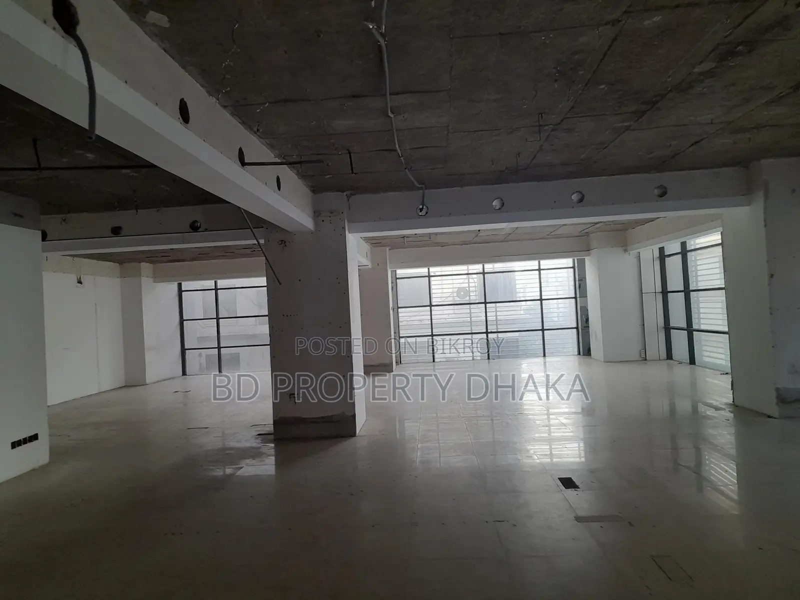 30000 Sqft Open New Building Commercial Space for Rent in Gulshan Avenue