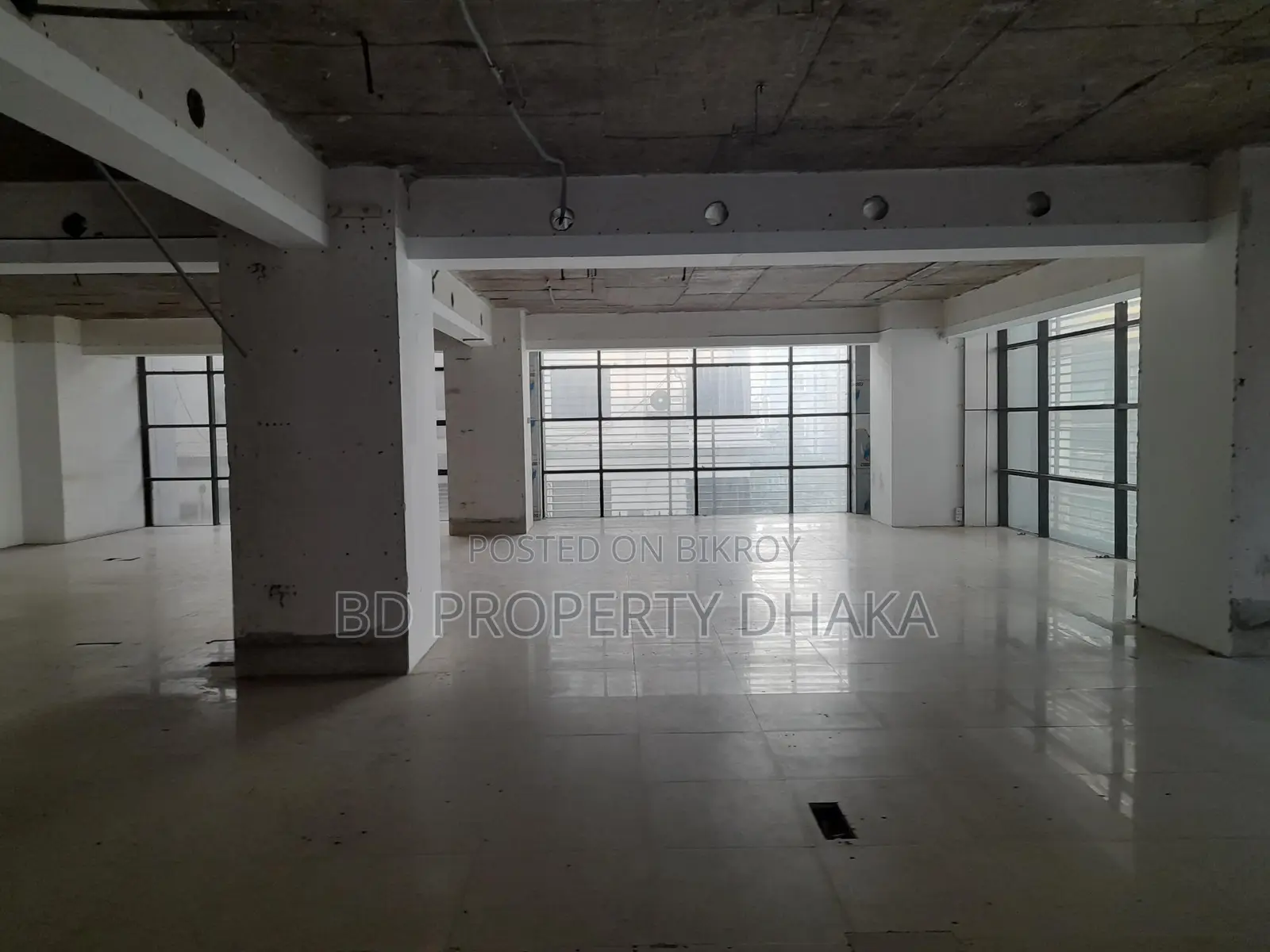 30000 Sqft Open New Building Commercial Space for Rent in Gulshan Avenue