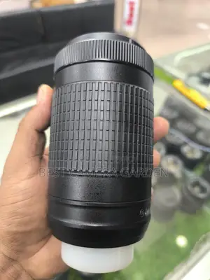 Nikon 70-300 DX Like new