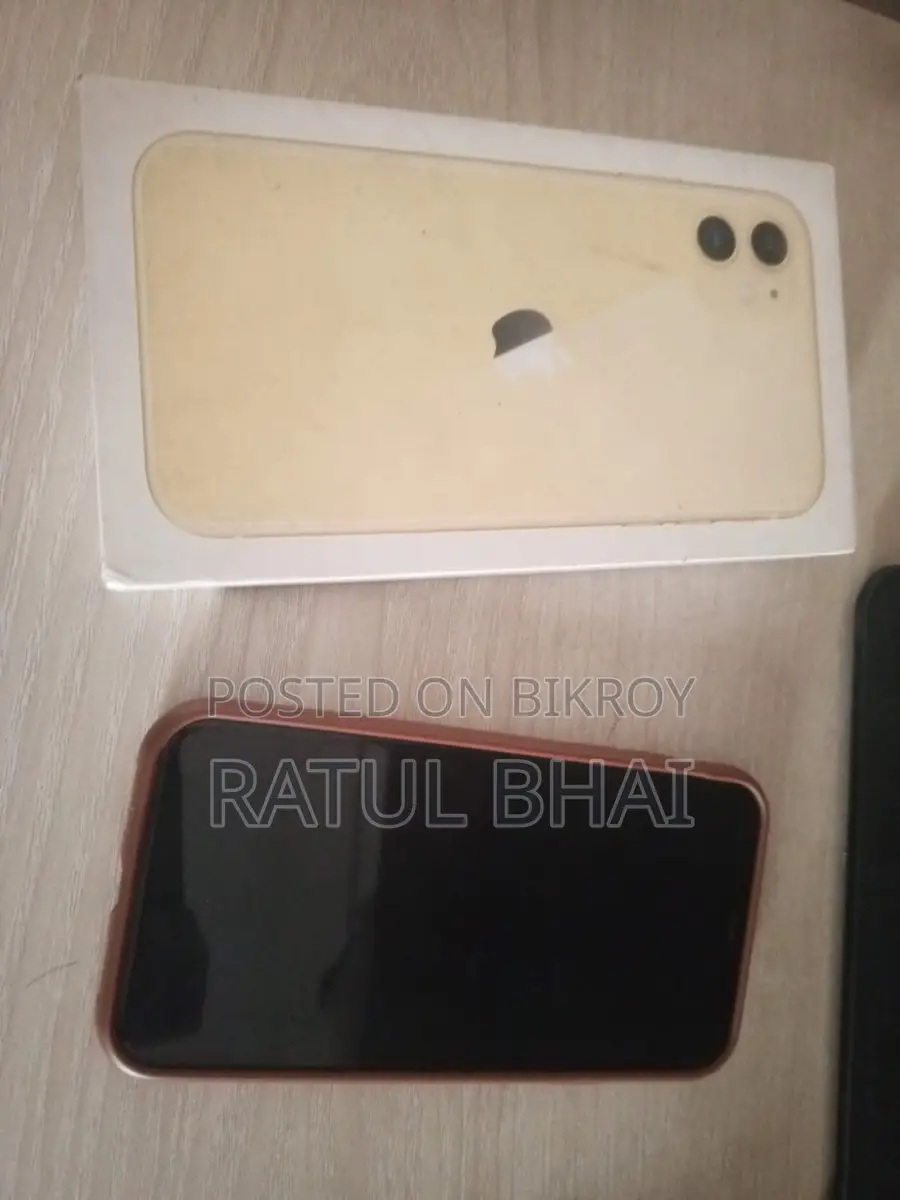 Apple iPhone 11 (Used)