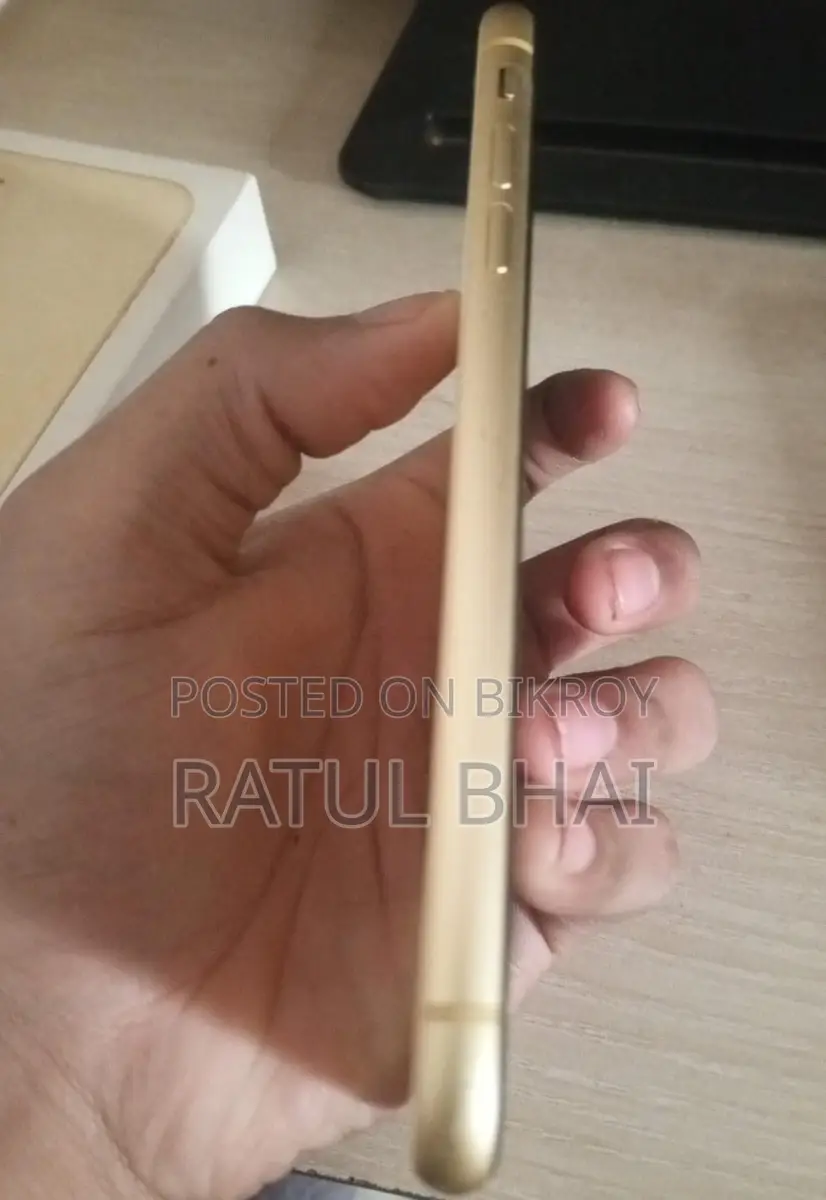 Apple iPhone 11 (Used)