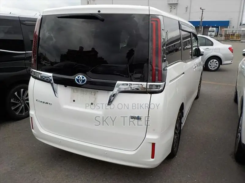 Toyota Esquire GI Package 2020