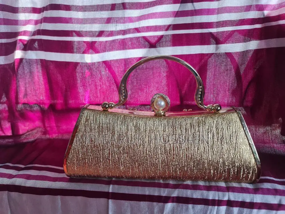 Pretty Hand Bag