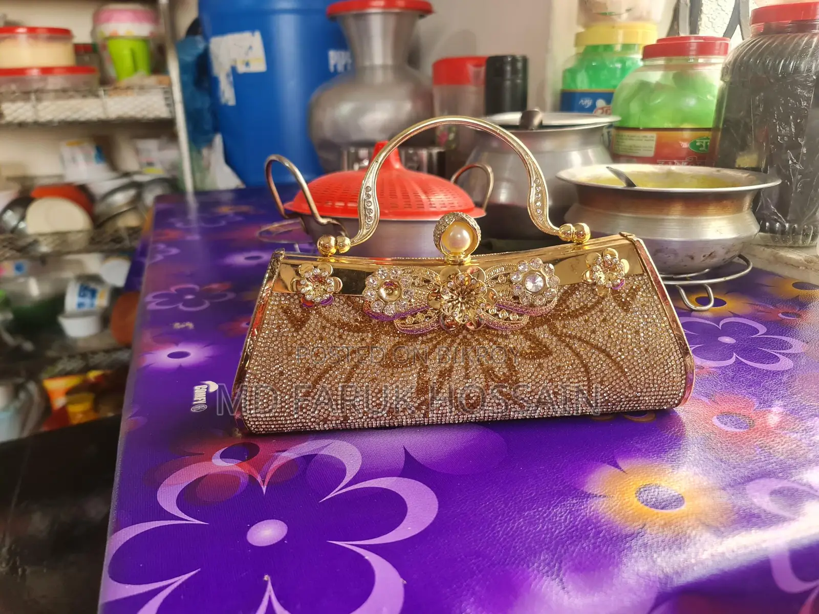 Pretty Hand Bag