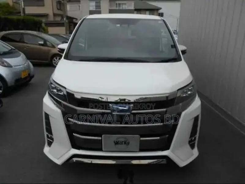 Toyota Noah SI WXB HYBRID 2021