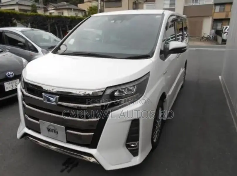 Toyota Noah SI WXB HYBRID 2021