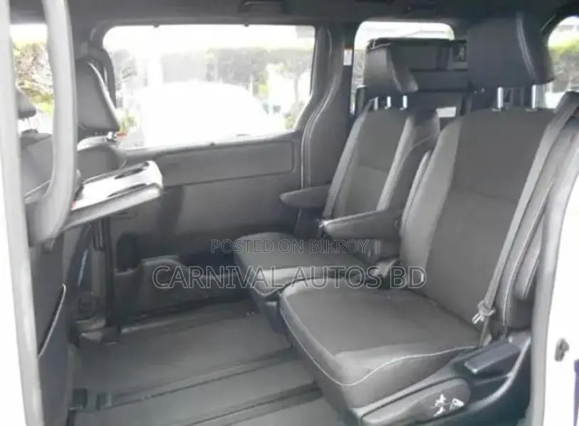 Toyota Noah SI WXB HYBRID 2021