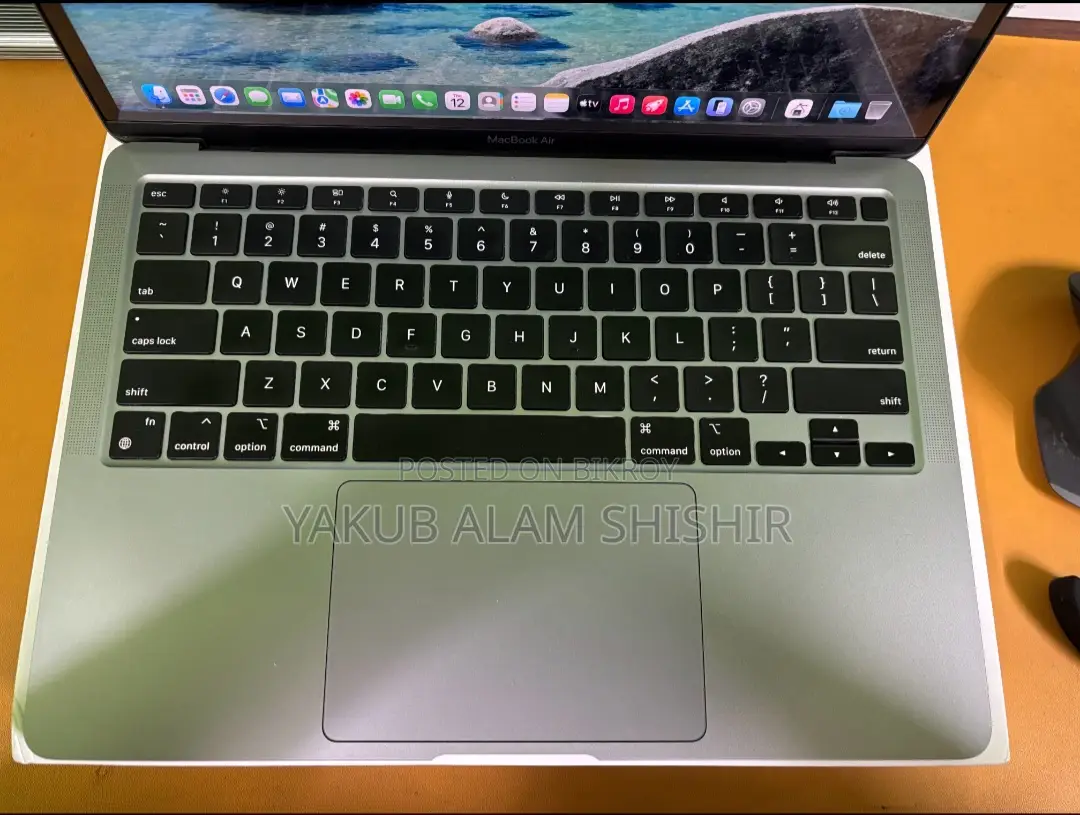 Apple MacBook Air 2020 – Excellent Condition
