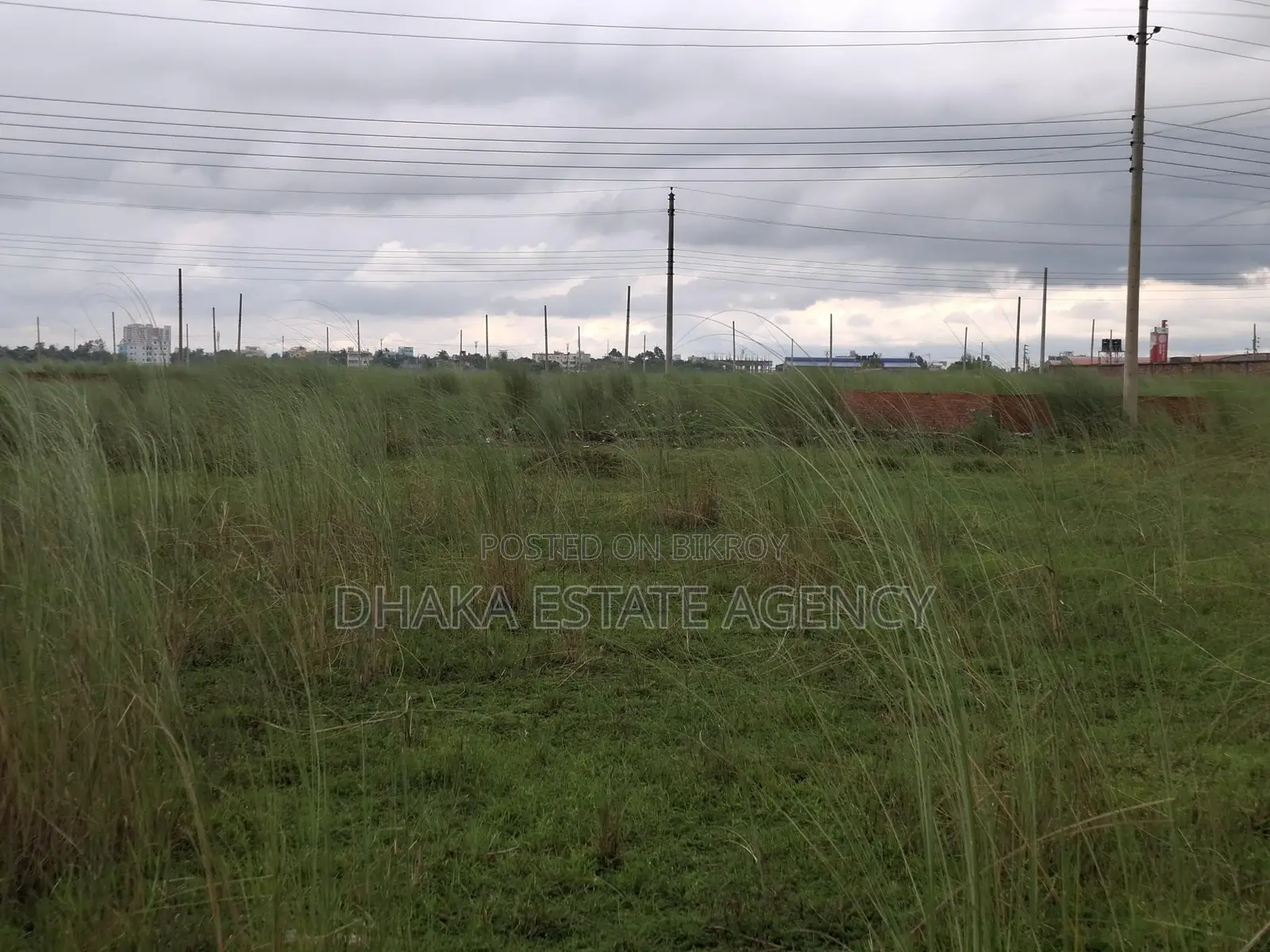 Lake side plot for sale at Sector 21