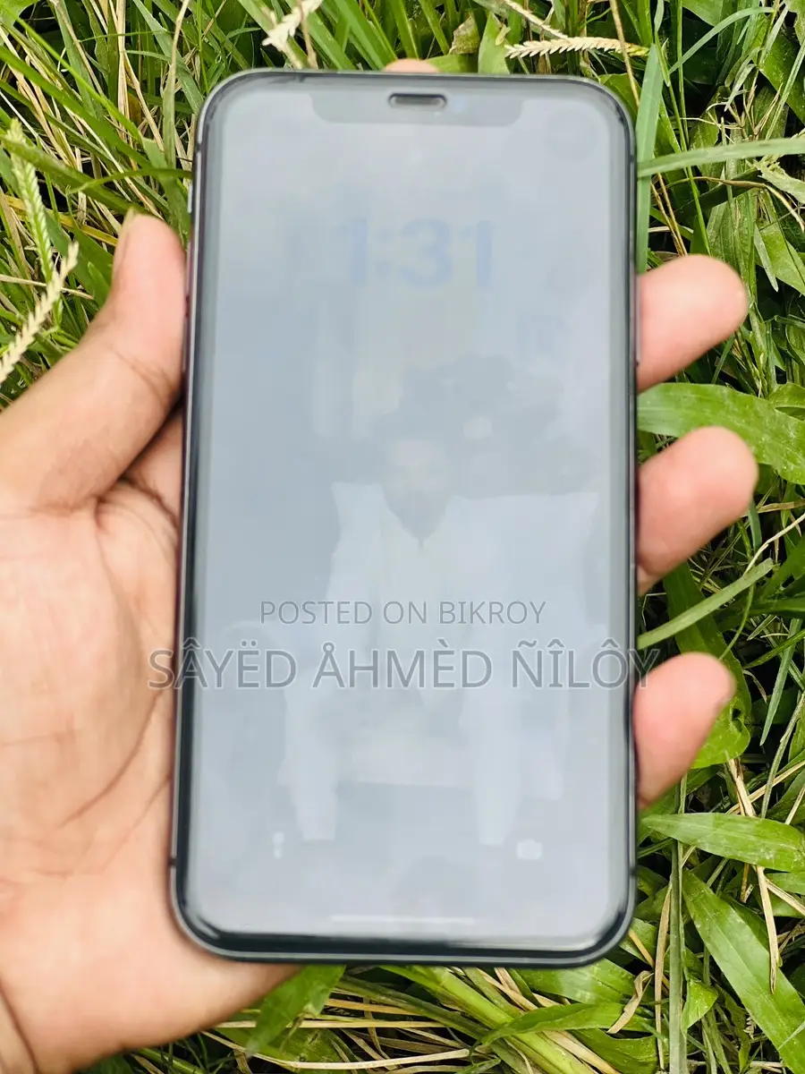Apple iPhone 11 (Used)