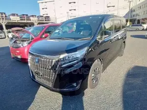 Toyota Esquire Hybrid Gi Premium 2020