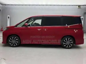 Toyota Noah SZ 2023