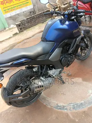 ইয়ামাহা এফজেডএস ভি৩ . ২০২১