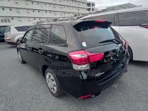 Toyota Fielder EX HYB PUSH 4POINT 2021