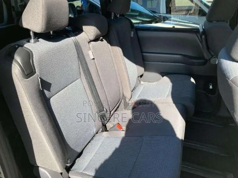 Toyota Noah X PKG NON HYB 2022