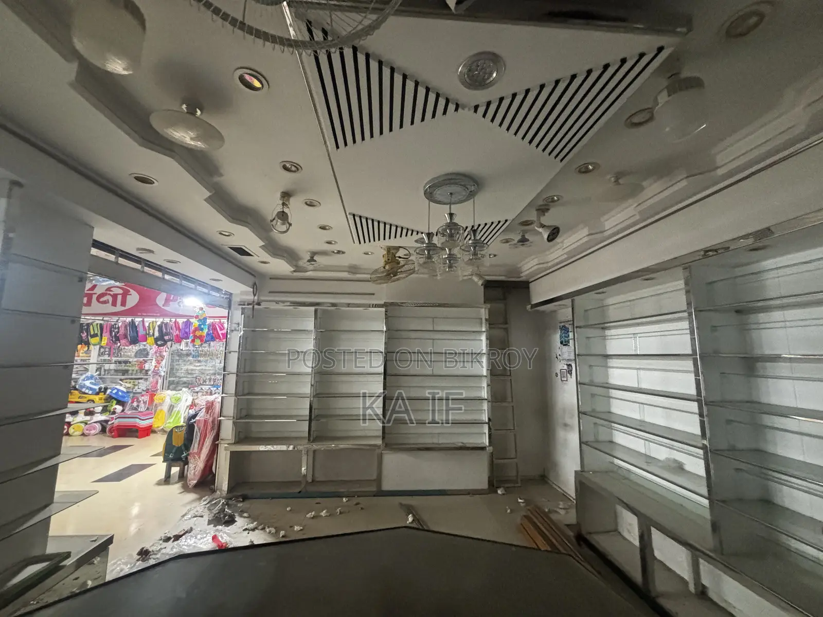 Concord Twin Tower Shop Up For Sell