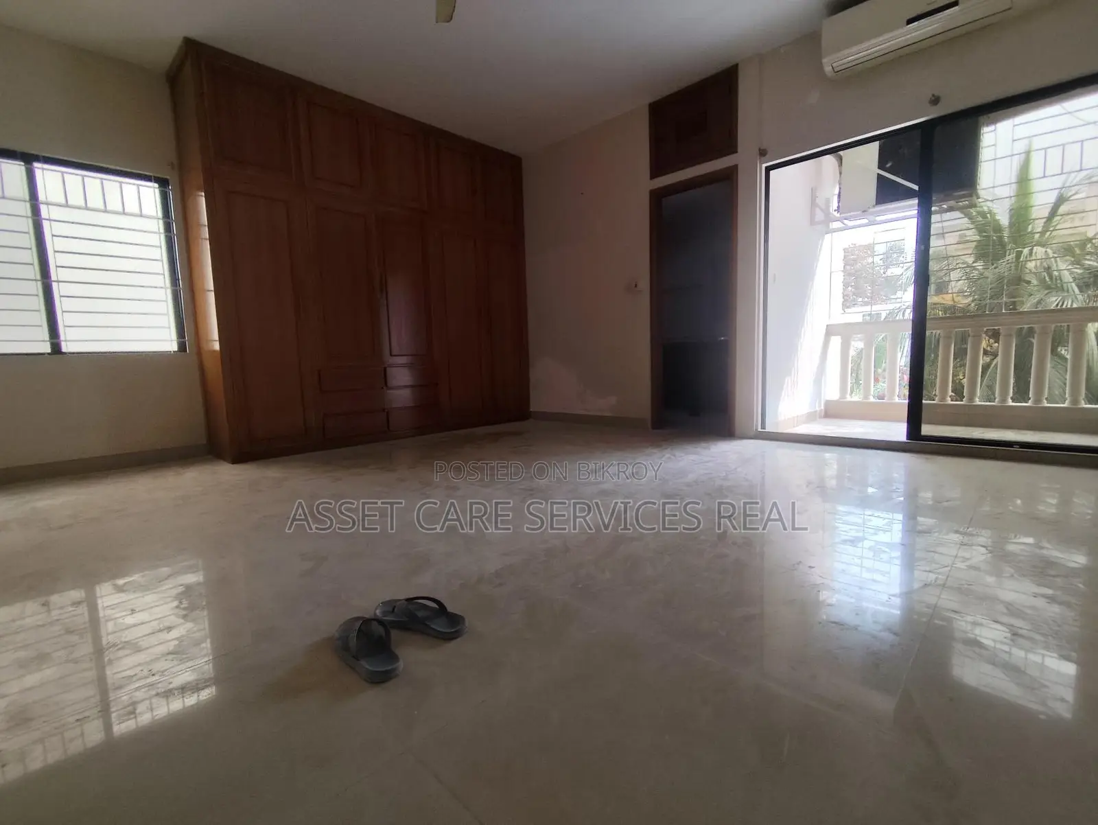 3200-Sqft 3Bed Semi-Furnished Apartment Rent In Gulshan-2
