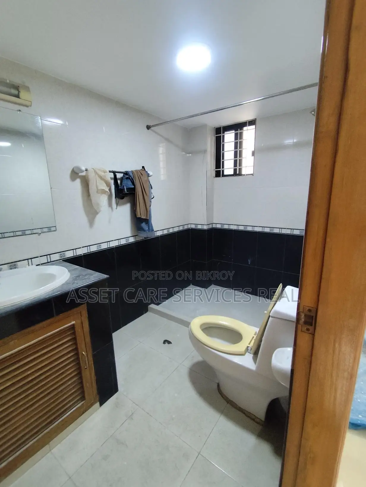 3200-Sqft 3Bed Semi-Furnished Apartment Rent In Gulshan-2
