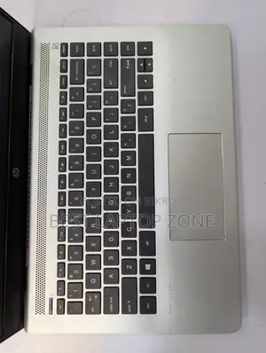 HP Pavilion 14 – Nocturne Rebel Midnight FHD Fury-Core i7 8th Gen