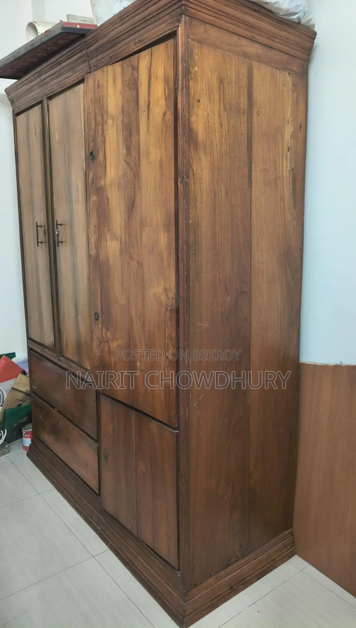 Teak Wood Almirah