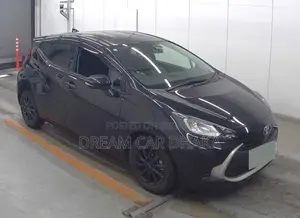 Toyota Aqua G PKG BLACK 360 CAM 2021