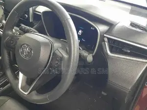 Toyota Corolla Cross Z Red Wine Hardtop 2022