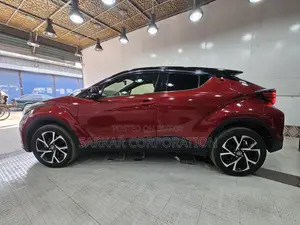 Toyota C-HR G LED 2021