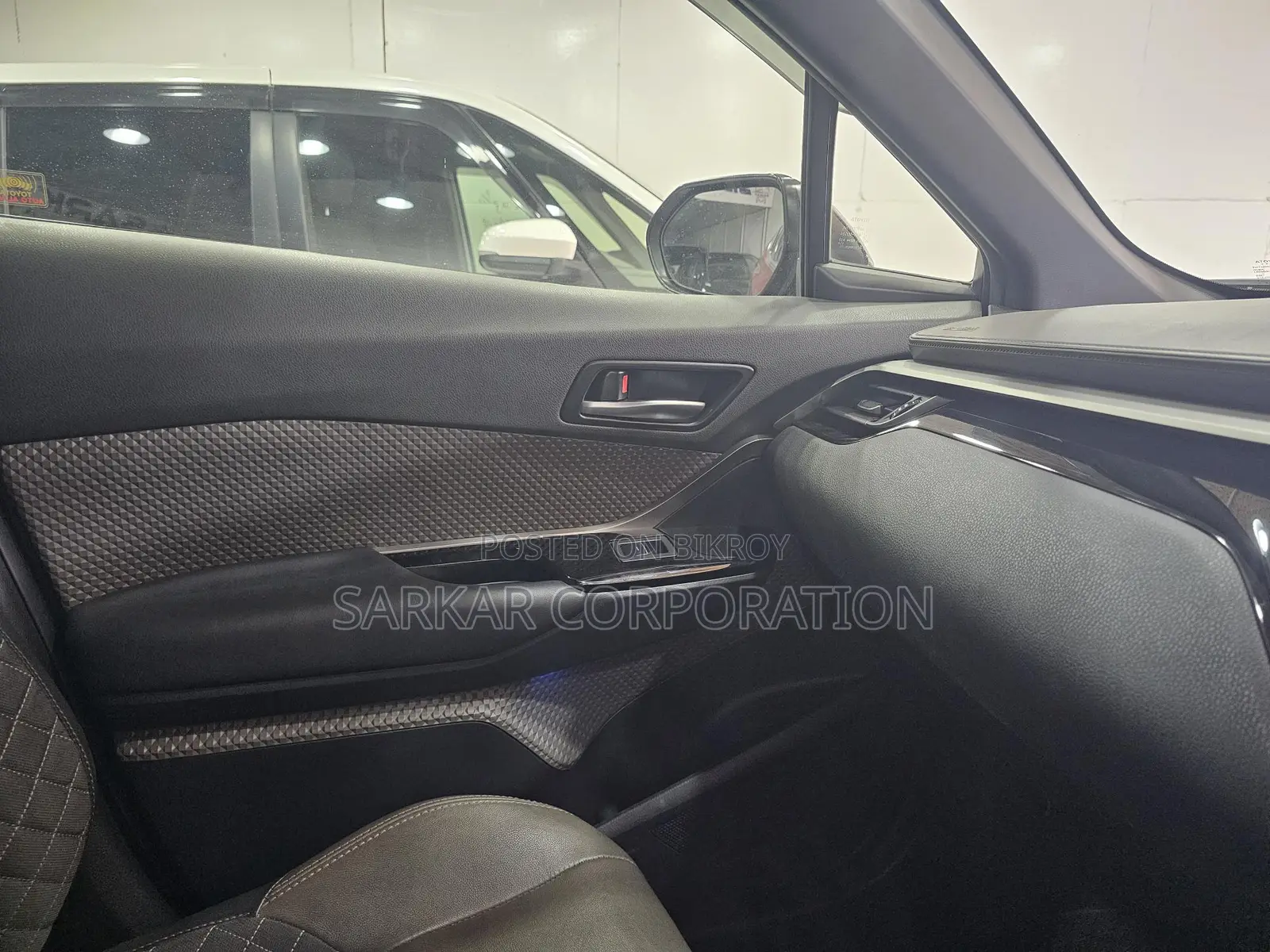 Toyota C-HR G LED 2021