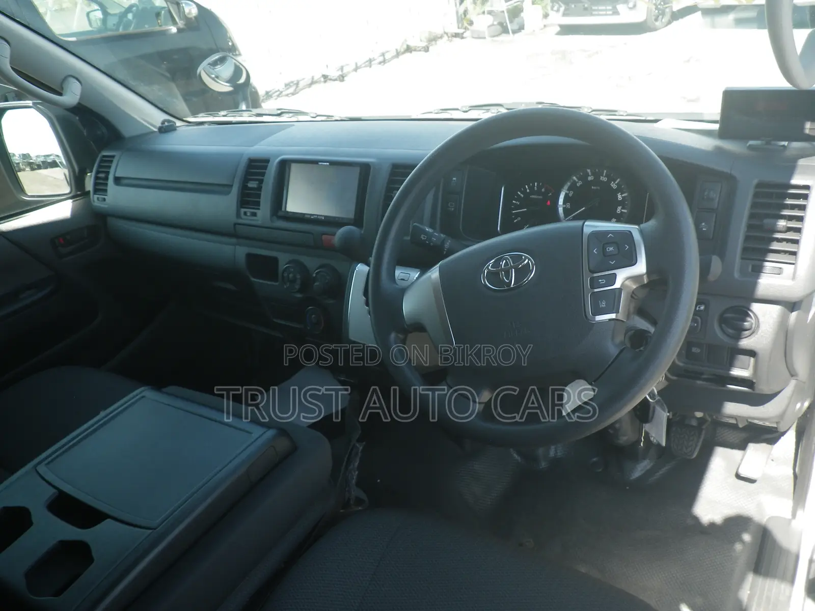 Toyota Hiace GL, DUEL AC 2022