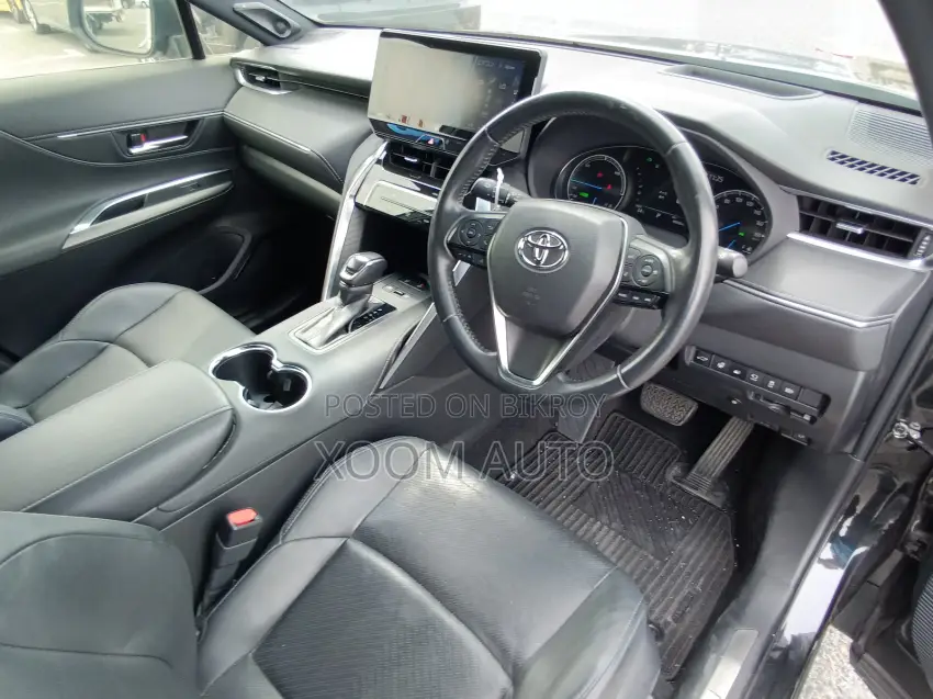 Toyota Harrier Z PKG BLACK COLOR 2020