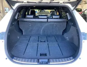 Toyota Harrier PREMIUM STYLE PEARL 2020