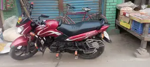 TVS Metro 2016