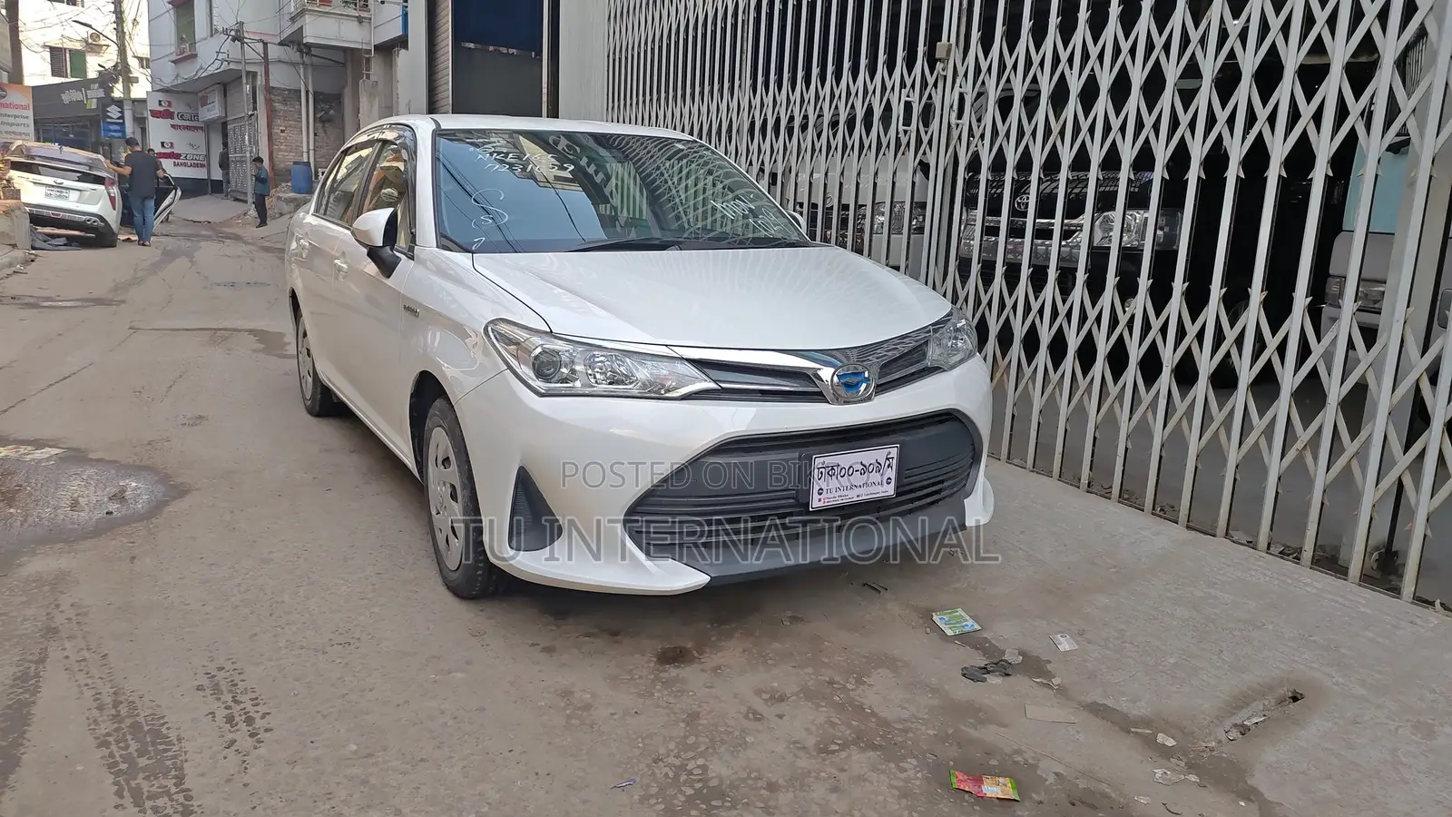 টয়োটা এক্সিও হাইব্রিড ইএক্স-প্যাকেজ ২০২০